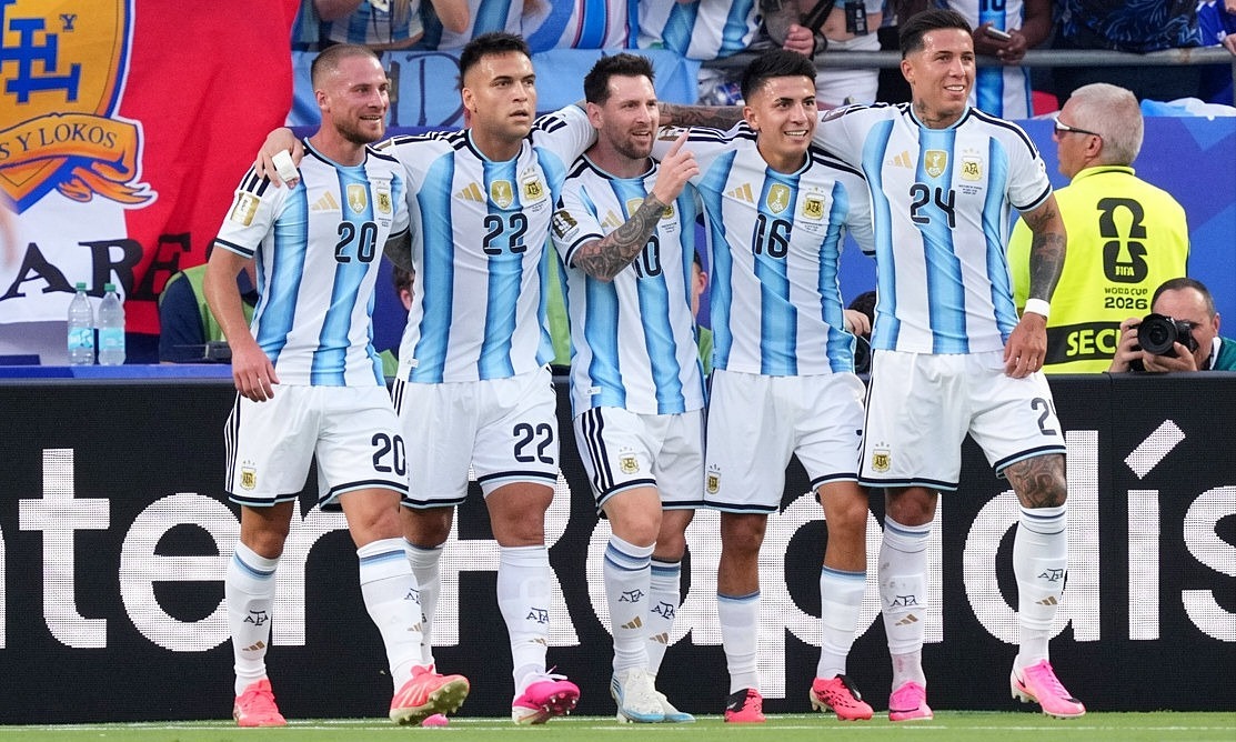 Mac Allister Thừa Nhận Khó Lòng Bắt Chước Được Messi – Cơ Hội Trải Nghiệm GG88 VIP Cùng Cảm Hứng Từ Siêu Sao - hình ảnh - gg88jd.com Mac Allister Thừa Nhận Khó Lòng Bắt Chước Được Messi – Cơ Hội Trải Nghiệm GG88 VIP Cùng Cảm Hứng Từ Siêu Sao - hình ảnh - gg88jd.com