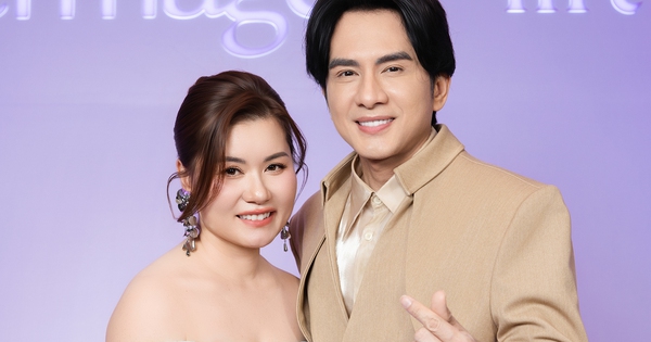 Ca sĩ Đan Trường dự sự kiện cùng vợ cũ: góc nhìn mới cho người chơi Việt - hình ảnh - gg88jd.com Ca sĩ Đan Trường dự sự kiện cùng vợ cũ: góc nhìn mới cho người chơi Việt - hình ảnh - gg88jd.com