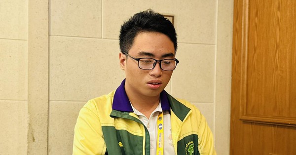 Sao trẻ Gia Phúc cầm hòa Đại kiện tướng Ấn Độ, giữ mạch bất bại tại giải cờ vua châu Á - hình ảnh - gg88jd.com Sao trẻ Gia Phúc cầm hòa Đại kiện tướng Ấn Độ, giữ mạch bất bại tại giải cờ vua châu Á - hình ảnh - gg88jd.com