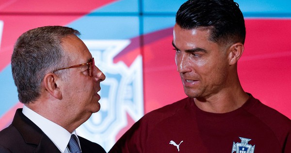 GG88 chính thức: Ronaldo nhận sứ mệnh đặc biệt từ Tổng thống Bồ Đào Nha trước thềm World Cup 2026 - hình ảnh - gg88jd.com GG88 chính thức: Ronaldo nhận sứ mệnh đặc biệt từ Tổng thống Bồ Đào Nha trước thềm World Cup 2026 - hình ảnh - gg88jd.com