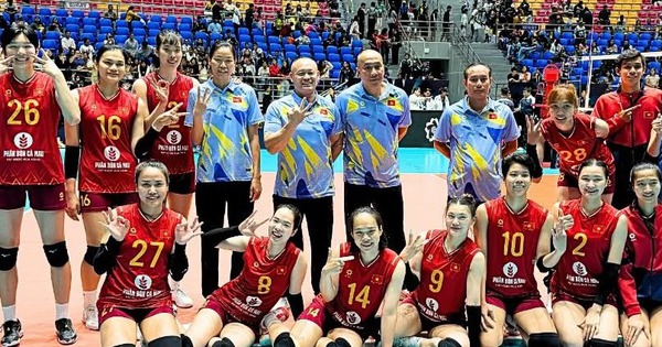 Thanh Thúy và hàng chắn tỏa sáng, đội tuyển bóng chuyền nữ Việt Nam thắng dễ Iran: góc nhìn mới cho người chơi Việt - hình ảnh - gg88jd.com