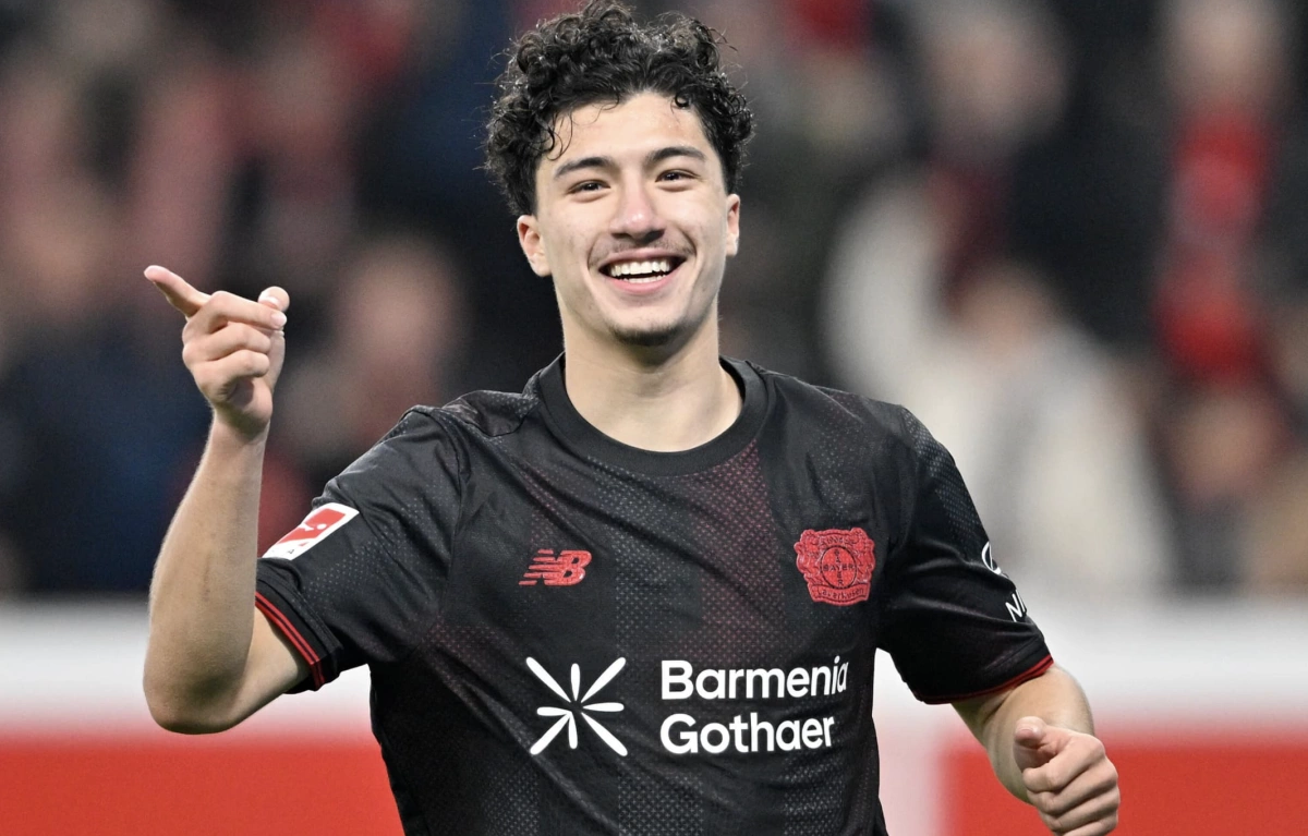 Ibrahim Maza – Cầu thủ gốc Việt sẵn sàng chinh phục World Cup 2026 cùng Algeria - hình ảnh - gg88jd.com Ibrahim Maza – Cầu thủ gốc Việt sẵn sàng chinh phục World Cup 2026 cùng Algeria - hình ảnh - gg88jd.com