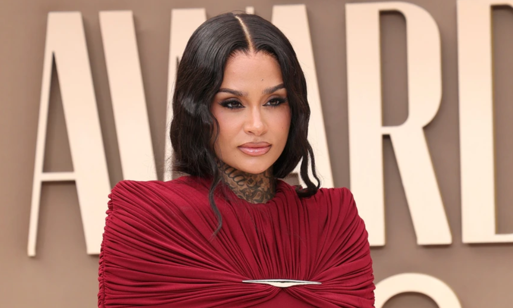 Ca sĩ Mỹ Kehlani tỏa sáng với thiết kế của NTK Việt tại lễ trao giải BET 2026 - hình ảnh - gg88jd.com