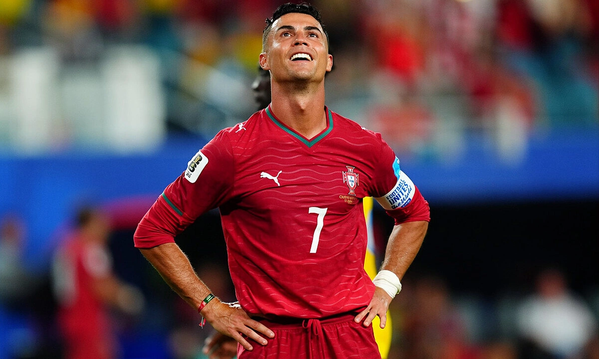 Ronaldo Im Tiếng, Bồ Đào Nha Xếp Nhì Bảng: Cơ Hội Vàng Cho Cá Cược Thể Thao Uy Tín - hình ảnh - gg88jd.com Ronaldo Im Tiếng, Bồ Đào Nha Xếp Nhì Bảng: Cơ Hội Vàng Cho Cá Cược Thể Thao Uy Tín - hình ảnh - gg88jd.com