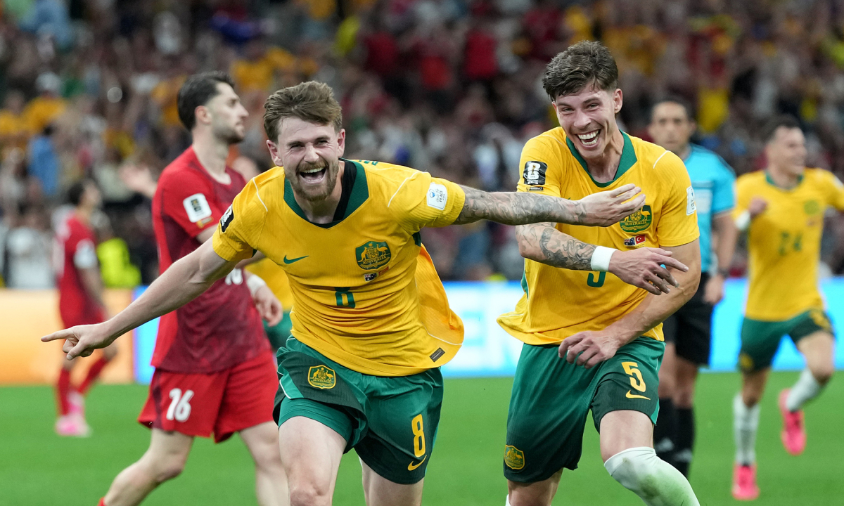 Australia thắng trận ra quân World Cup sau 20 năm - hình ảnh - gg88jd.com Australia thắng trận ra quân World Cup sau 20 năm - hình ảnh - gg88jd.com