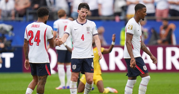 Declan Rice gây lo lắng cho đội tuyển Anh, HLV Tuchel cho cầu thủ đi chơi golf - hình ảnh - gg88jd.com
