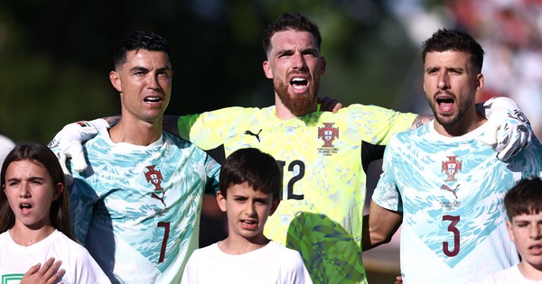 Ronaldo và Bồ Đào Nha ‘mang’ Diogo Jota đến World Cup 2026: Hành động đặc biệt khiến khán giả rơi lệ! - hình ảnh - gg88jd.com Ronaldo và Bồ Đào Nha ‘mang’ Diogo Jota đến World Cup 2026: Hành động đặc biệt khiến khán giả rơi lệ! - hình ảnh - gg88jd.com