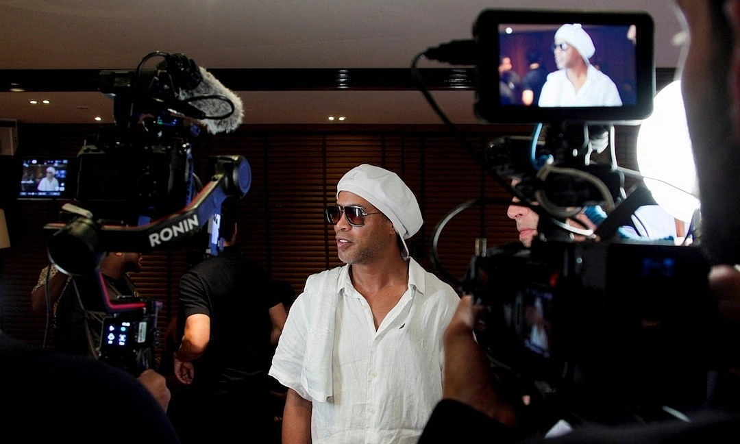 Ronaldinho trở lại sân cỏ ở tuổi 46: Huyền thoại Brazil ký hợp đồng với CLB Ravenna - hình ảnh - gg88jd.com