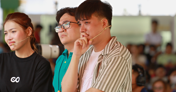 Nam diễn viên Duy Khương bật khóc chia sẻ tuổi thơ thiếu vắng tình cha - hình ảnh - gg88jd.com Nam diễn viên Duy Khương bật khóc chia sẻ tuổi thơ thiếu vắng tình cha - hình ảnh - gg88jd.com