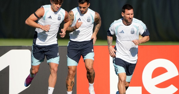 Messi bất ngờ không họp báo trước World Cup 2026, HLV Scaloni nói gì?: góc nhìn mới cho người chơi Việt - hình ảnh - gg88jd.com