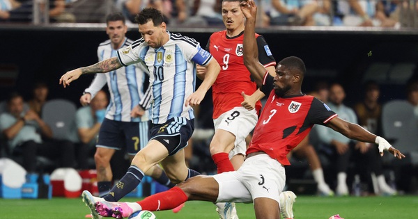 HLV Klopp ‘xin áo’ Mac Allister, ngưỡng mộ Messi: Câu nói khiến fan GG88 xúc động - hình ảnh - gg88jd.com HLV Klopp ‘xin áo’ Mac Allister, ngưỡng mộ Messi: Câu nói khiến fan GG88 xúc động - hình ảnh - gg88jd.com