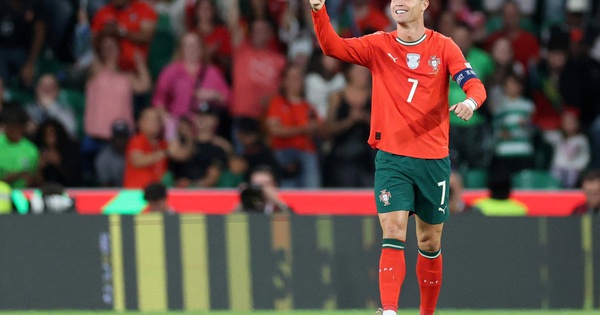 CR7 chưa phải ‘già nhất’ ở World Cup 2026: Huyền thoại 41 tuổi vẫn chinh chiến - hình ảnh - gg88jd.com CR7 chưa phải ‘già nhất’ ở World Cup 2026: Huyền thoại 41 tuổi vẫn chinh chiến - hình ảnh - gg88jd.com