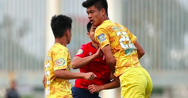 Trung vệ 1,95 m của HAGL sẽ không thất thế ở đội tuyển Việt Nam, bởi loạt lý do này…: góc nhìn mới cho người chơi Việt - hình ảnh - gg88jd.com Trung vệ 1,95 m của HAGL sẽ không thất thế ở đội tuyển Việt Nam, bởi loạt lý do này…: góc nhìn mới cho người chơi Việt - hình ảnh - gg88jd.com