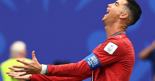 Đến lúc Ronaldo nên ngồi dự bị? - hình ảnh - gg88jd.com