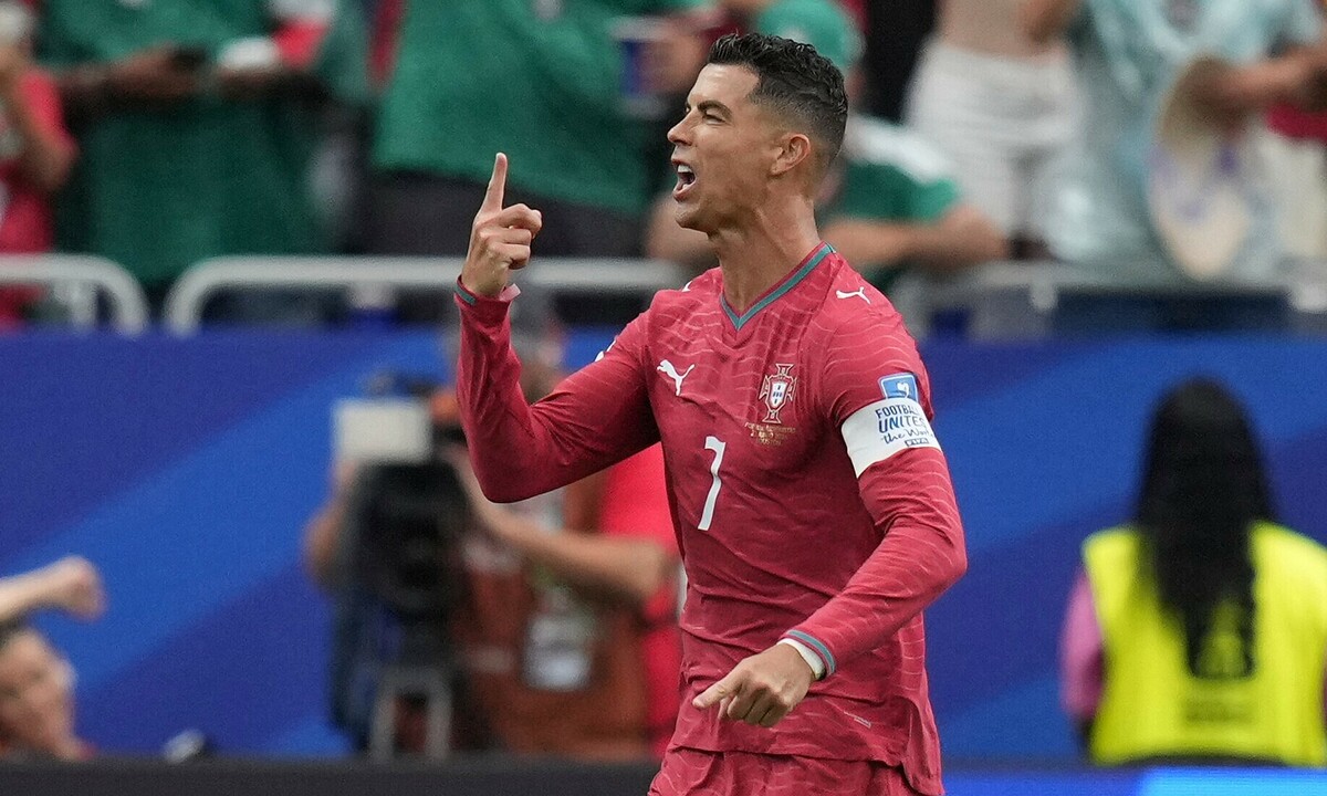 Nạp rút GG88 nhanh chóng – Cùng Ronaldo làm nên lịch sử World Cup - hình ảnh - gg88jd.com