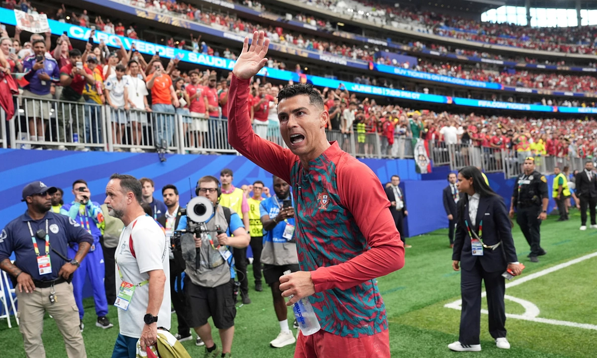 Ronaldo Mong Ước So Tài Cùng Messi Ở Chung Kết World Cup 2026 - hình ảnh - gg88jd.com Ronaldo Mong Ước So Tài Cùng Messi Ở Chung Kết World Cup 2026 - hình ảnh - gg88jd.com
