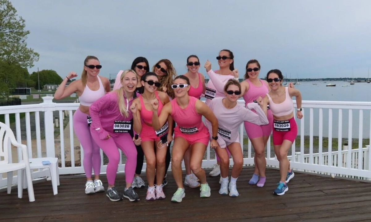 Cô dâu tổ chức tiệc độc thân bằng chạy half marathon – xu hướng mới giữa làn sóng yêu thể thao - hình ảnh - gg88jd.com