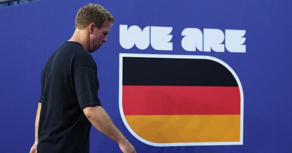 Huyền thoại Philip Lahm sốc nặng vì thất bại của đội tuyển Đức, chỉ trích gay gắt HLV Nagelsmann - hình ảnh - gg88jd.com Huyền thoại Philip Lahm sốc nặng vì thất bại của đội tuyển Đức, chỉ trích gay gắt HLV Nagelsmann - hình ảnh - gg88jd.com