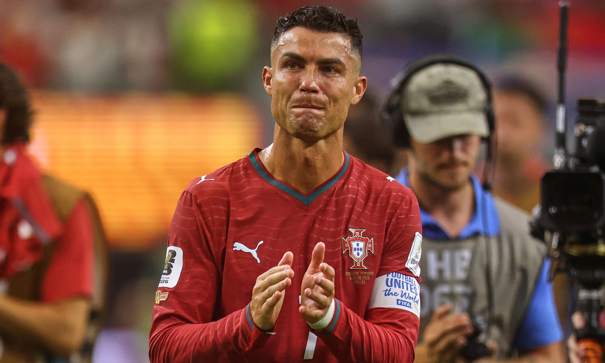 Djorkaeff: ‘Ronaldo bị Bồ Đào Nha tẩy chay’: góc nhìn mới cho người chơi Việt - hình ảnh - gg88jd.com
